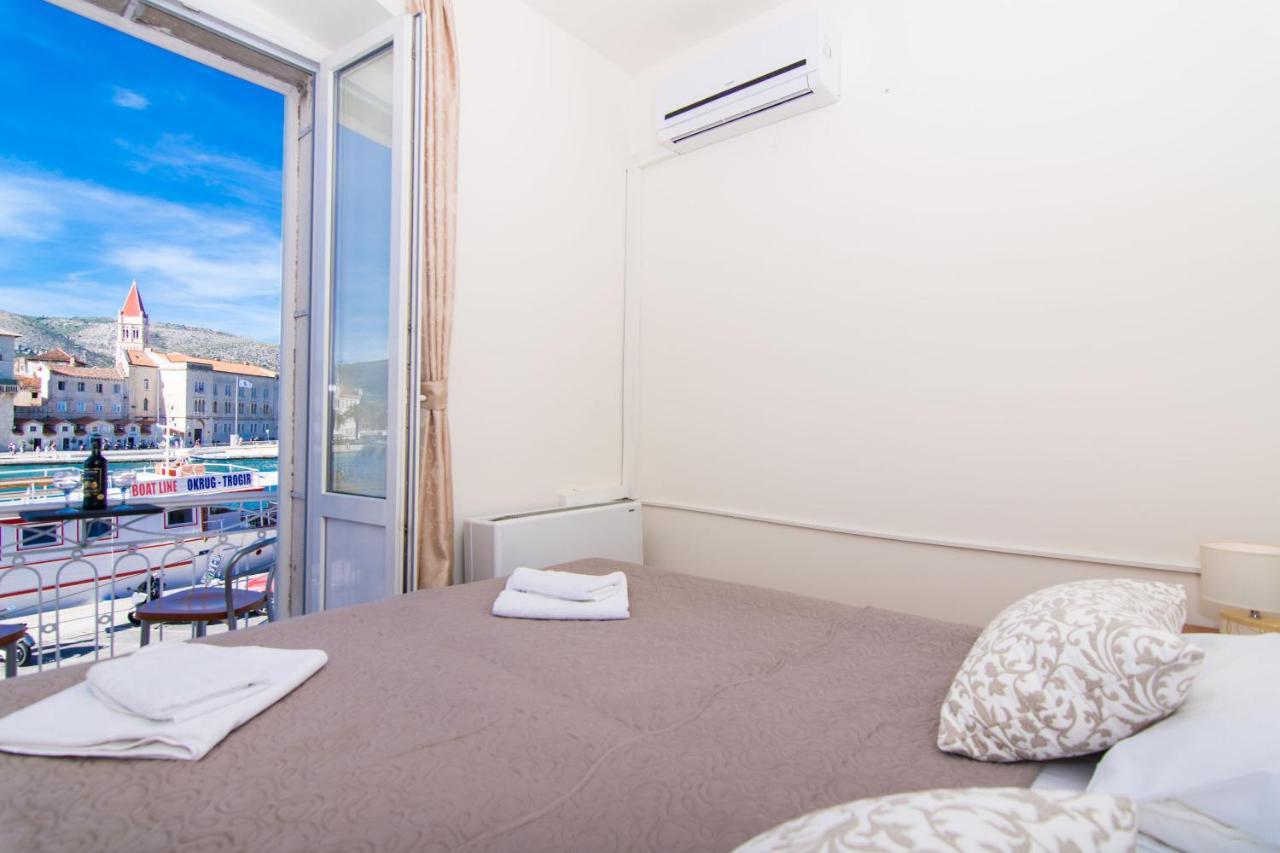 Rooms Villa Liza Трогир Экстерьер фото